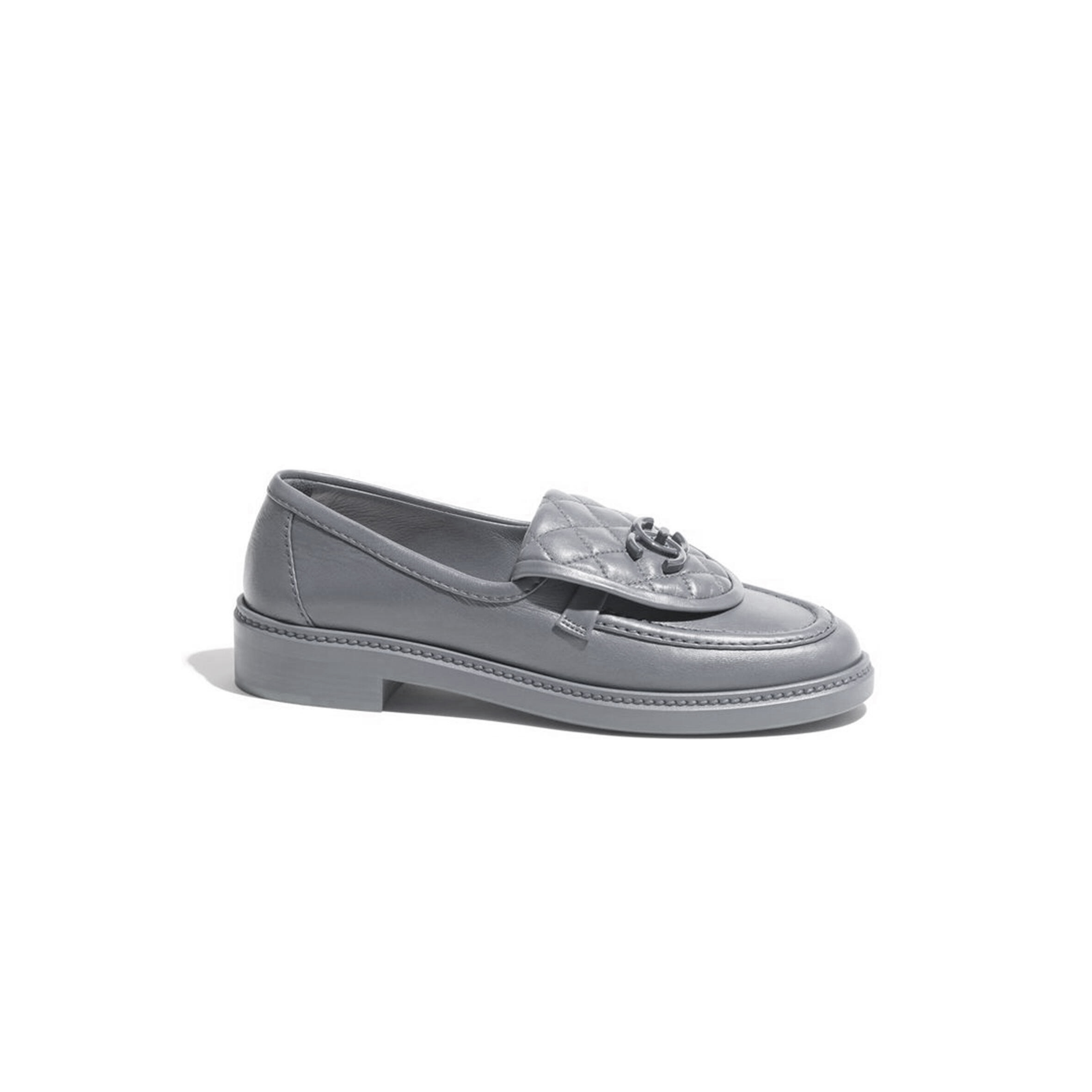 CHANEL QUILTED LEATHER CC TURNLOCK LOAFERS G45474